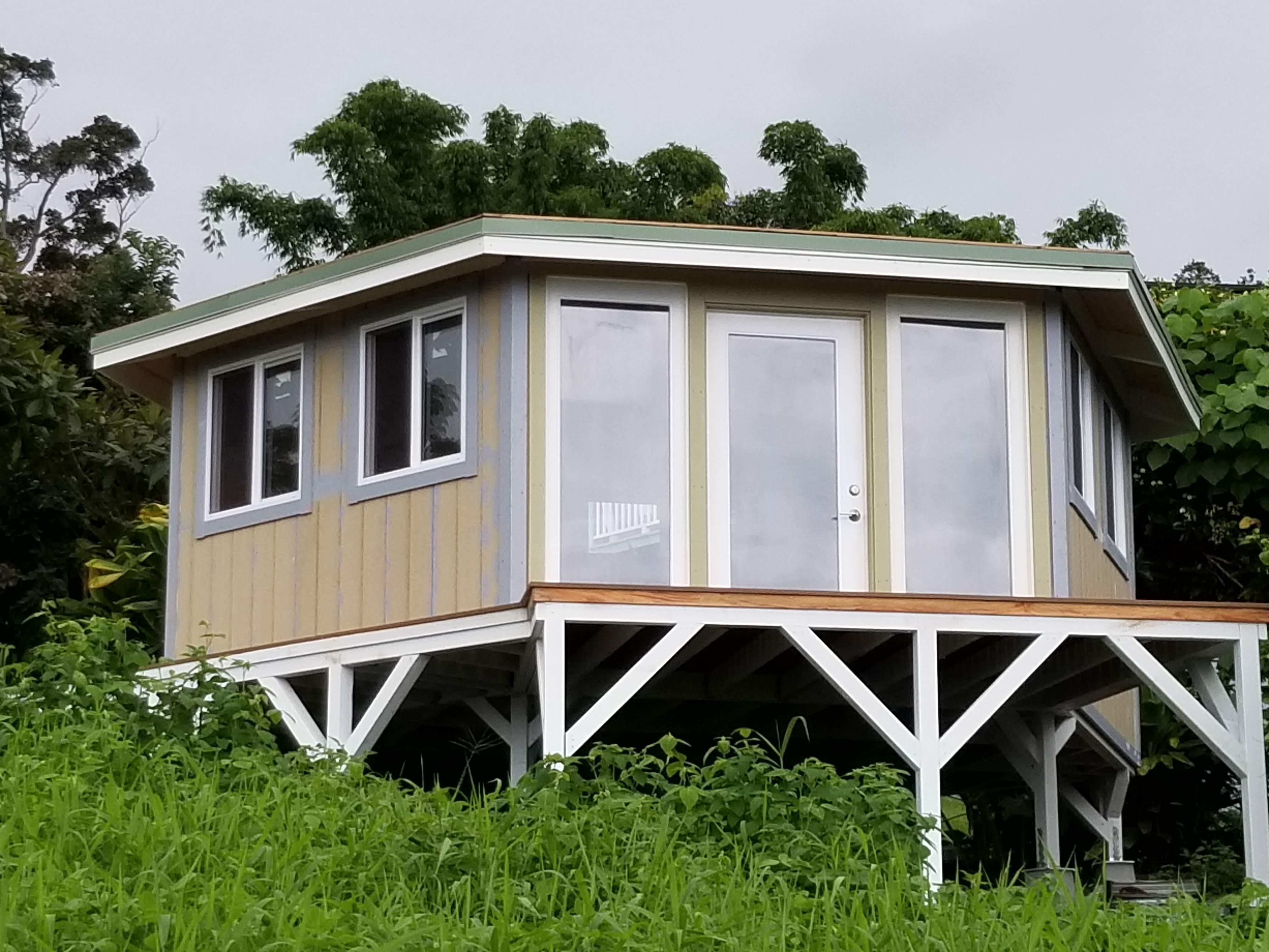 Kona Mauka EcoHome. Ocean view living with spatial eco harmony. Eco-Vida Designs portfolio photography. Ecological architecture and eco luxury design.